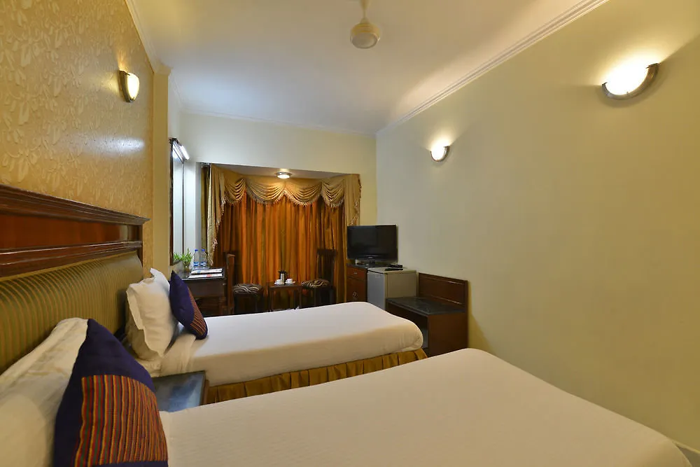 The Maple Leaf @ Dlf Cyber City Gurgaon 3*,  India